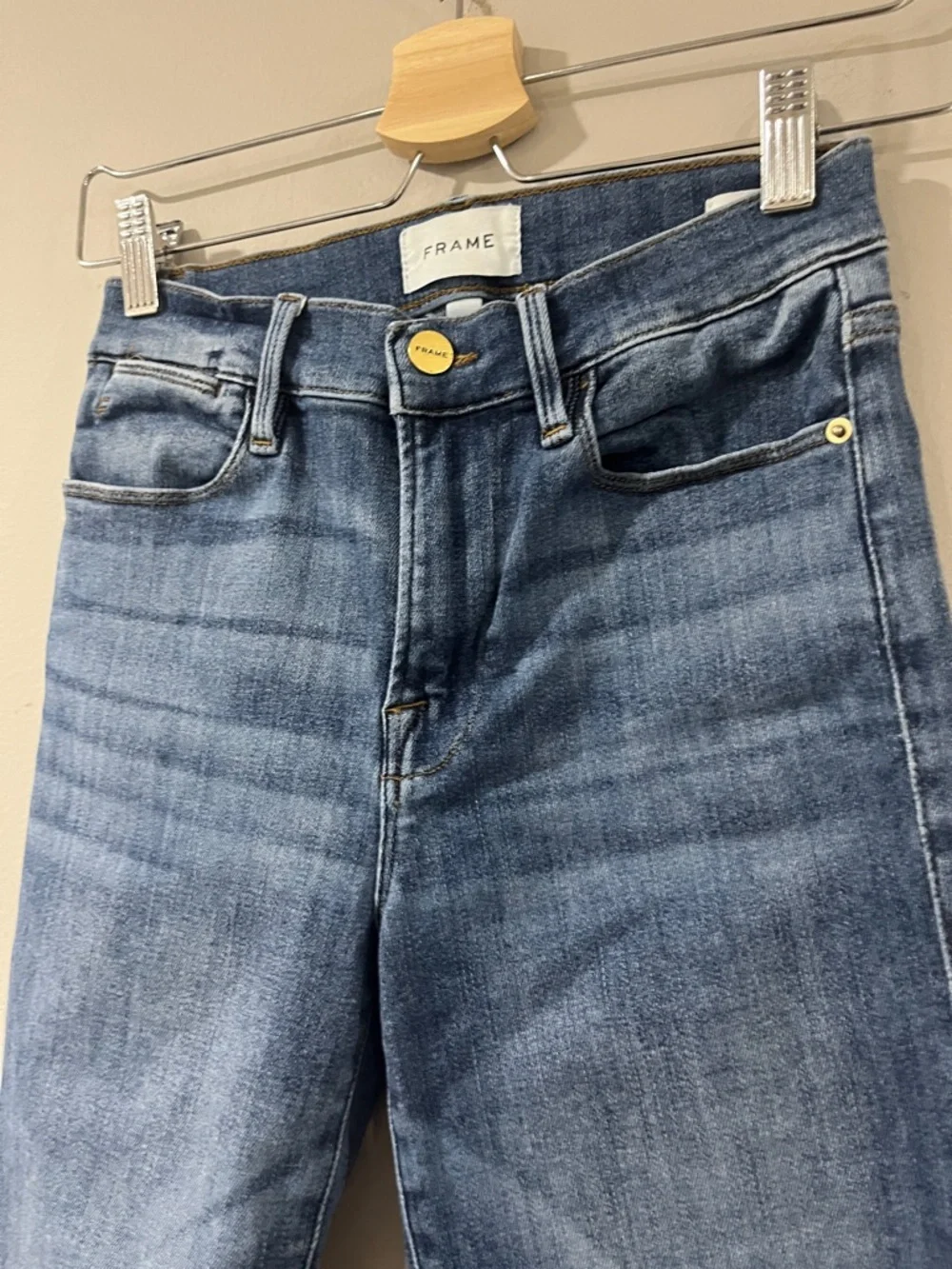 Frame Le High Straight Denim High-Rise Straight Leg Jeans in Dark Blue Wash - Picture 4 of 9